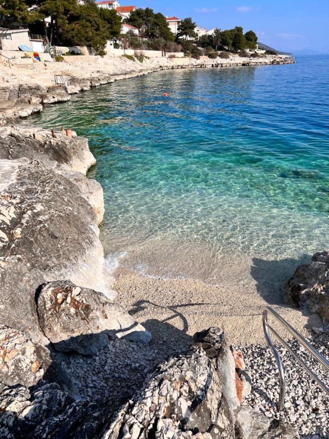 Luxury Beachfront Villa Carlisa Čiovo Extérieur photo