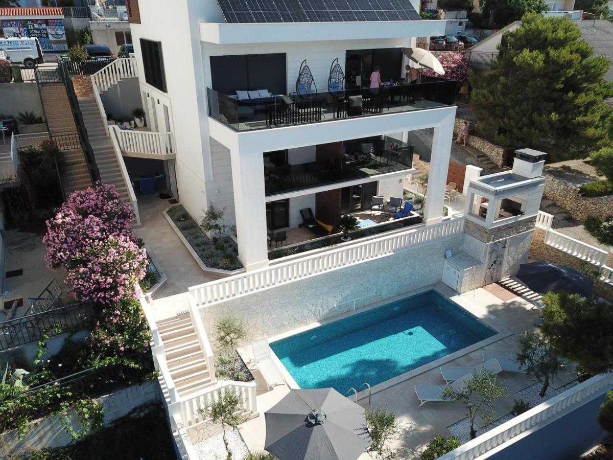 Luxury Beachfront Villa Carlisa Čiovo Extérieur photo